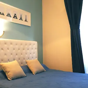 Avenir Jonquiere Szálloda
