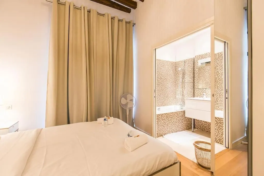 Coeur De Voltaire - Loft Cosy Parisien Apartment