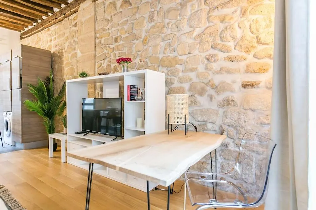 Coeur De Voltaire - Loft Cosy Parisien Apartment Paris